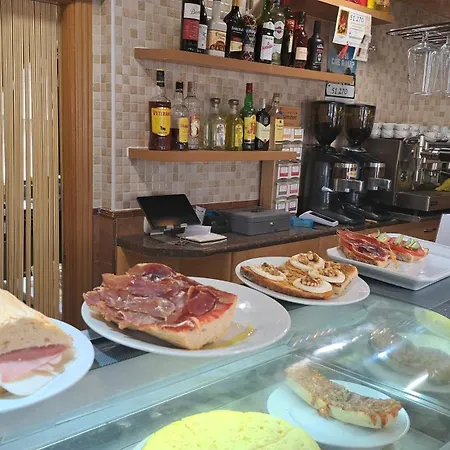 De Espinosa Hostel *